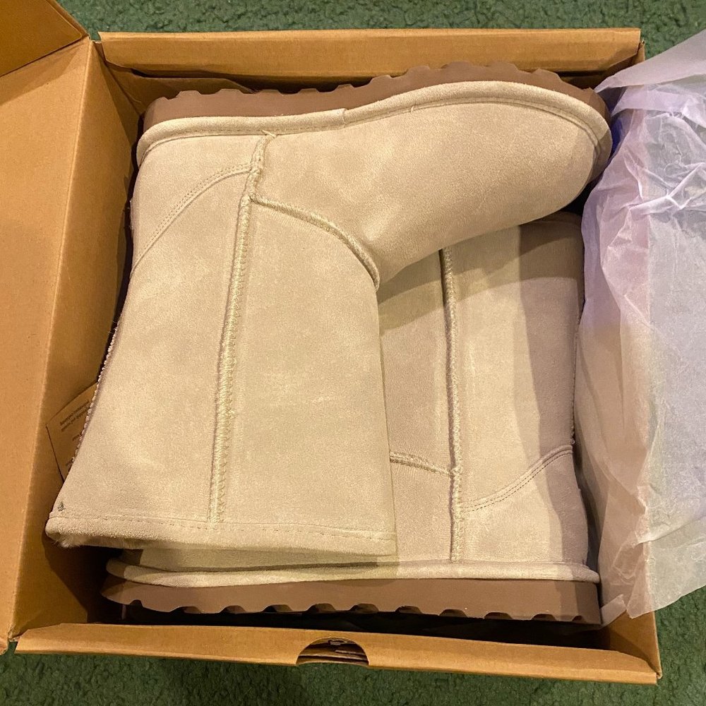 Bearpaw Elle Short - 1962W Winter White 909
